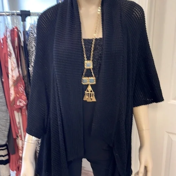 Status by Chenault Black Waffled Fabric Knit Cardigan. D4/A - Picture 4 of 11